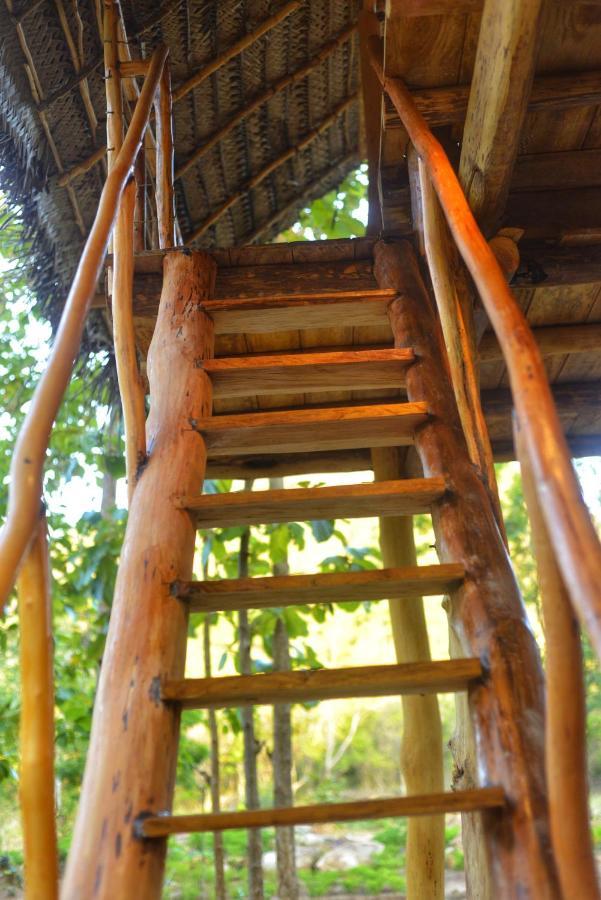 Apartamento Pidurangala View Treehouse Sigiriya Exterior foto